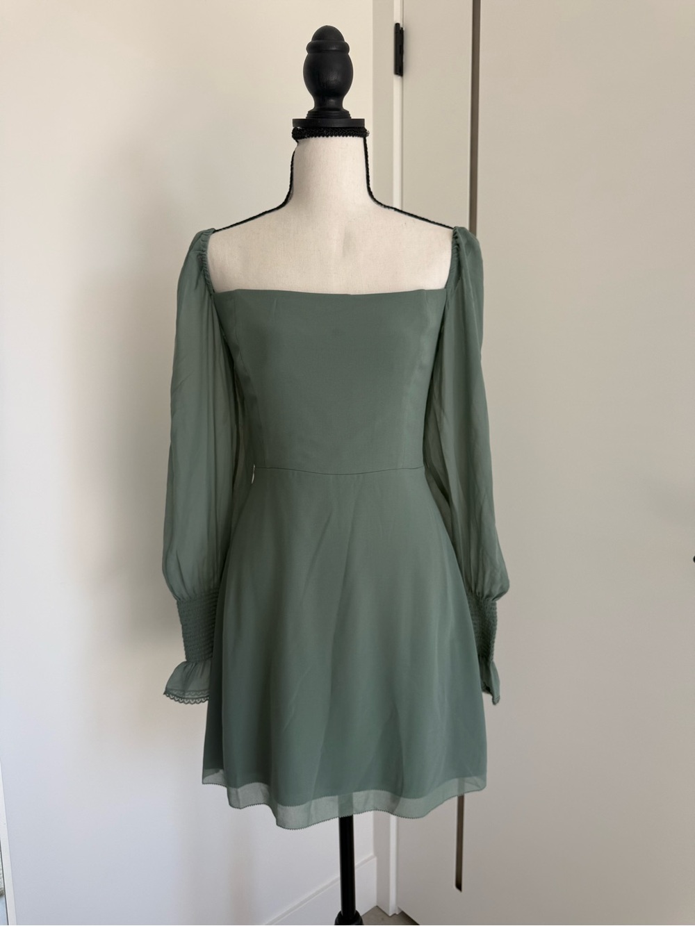 Wilfred Sage Green Square-Neck Long-Sleeve Mini Emmylou Dress